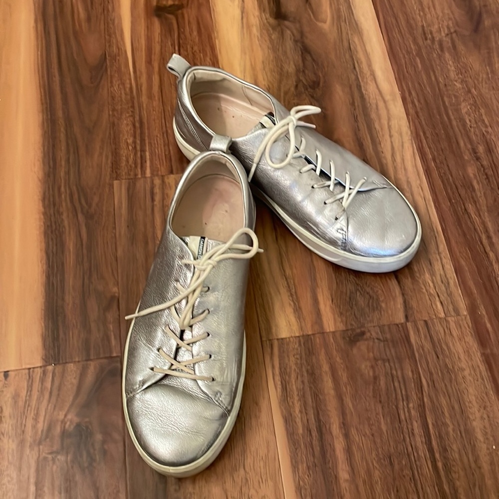 Ecco Danish Design